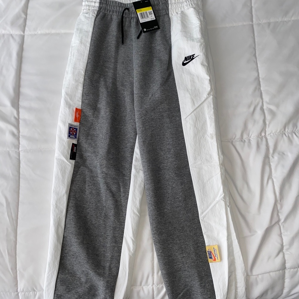 Retro Nike Sweatpants